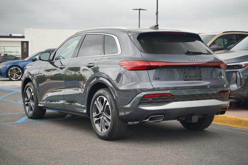 2025 Audi Q5 Prestige