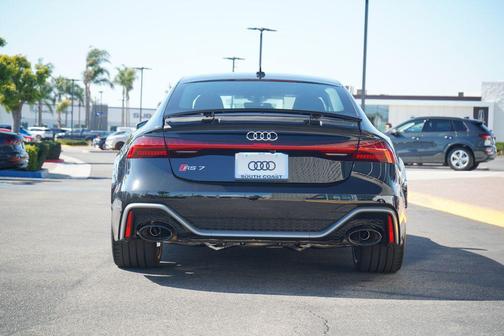 2025 Audi RS 7 4.0T Performance