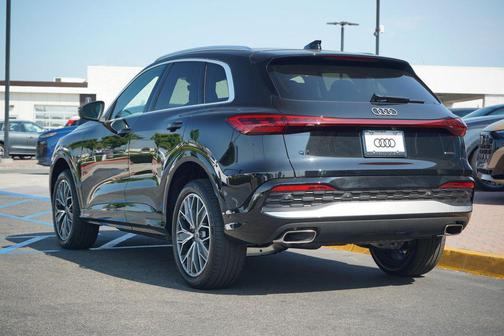 2025 Audi Q5 Premium Plus