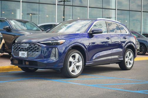 2025 Audi Q5 Premium Plus TFSI quattro S tronic