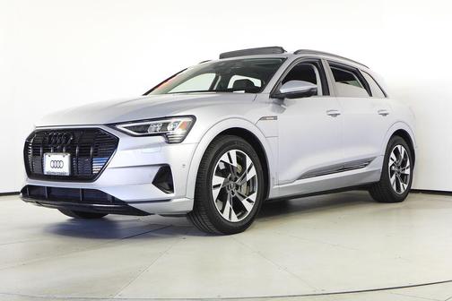 2022 Audi e-tron Premium