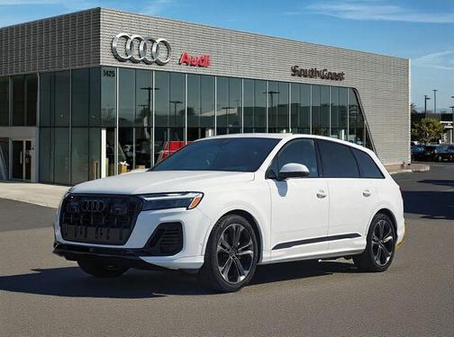 2026 Audi Q7 55 Premium Plus