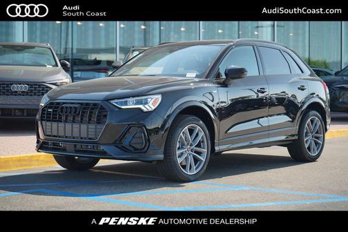 2025 Audi Q3 Premium 45 TFSI S line quattro Tiptronic