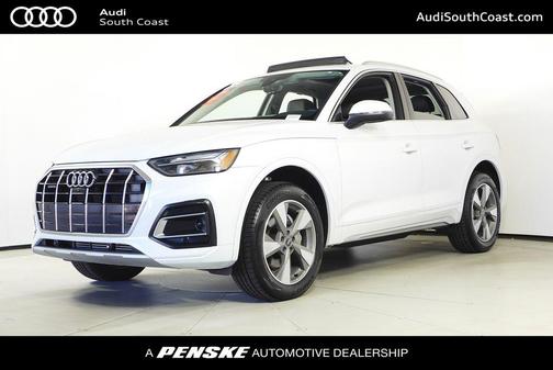 2023 Audi Q5 40 Premium Plus
