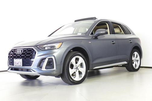 2022 Audi Q5 45 S line Premium Plus