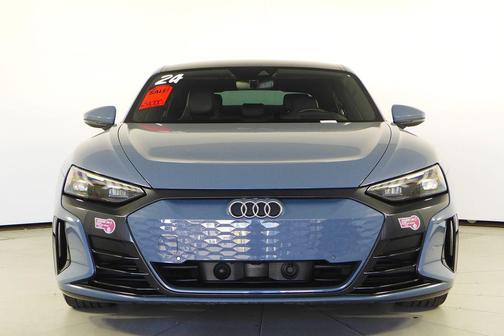 2024 Audi e-tron GT Premium Plus quattro
