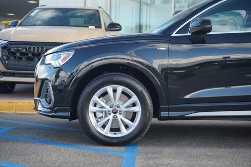 2025 Audi Q3 45 S line Premium Plus