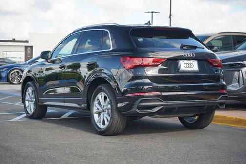 2025 Audi Q3 45 S line Premium Plus