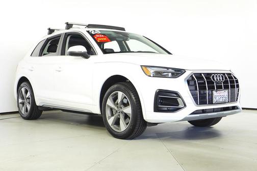 2023 Audi Q5 40 Premium Plus