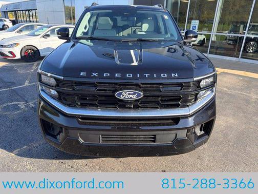 Agate Black Metallic 2027 Ford Expedition Max Platinum