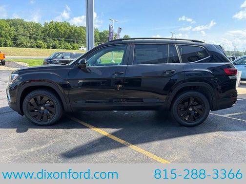 Deep Black Pearl 2026 Volkswagen Atlas 2.0T SE w/Technology 4MOTION