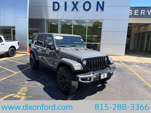 Sting-Gray Clearcoat 2019 Jeep Wrangler Unlimited Sahara