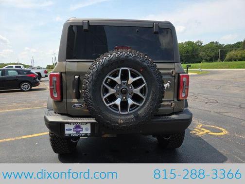 Marsh Gray 2025 Ford Bronco Badlands