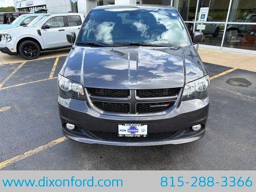 Granite Pearlcoat 2019 Dodge Grand Caravan GT