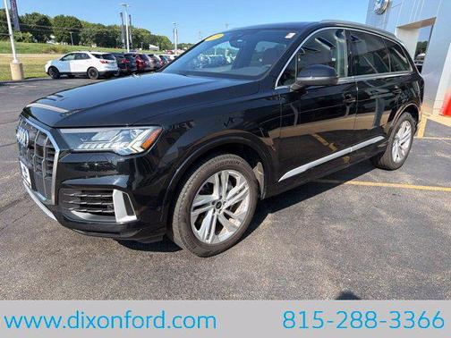 Mythos Black Metallic 2023 Audi Q7 55 Premium