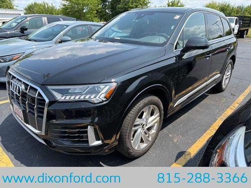 Mythos Black Metallic 2023 Audi Q7 55 Premium