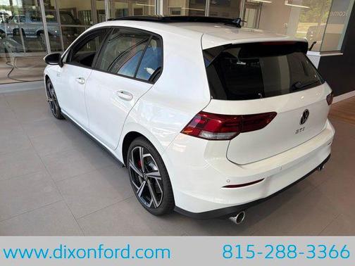 opal white pearl 2026 Volkswagen Golf GTI 2.0T SE DSG