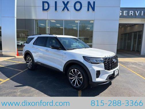 Star White Metallic Tri-Coat 2026 Ford Explorer ST-Line