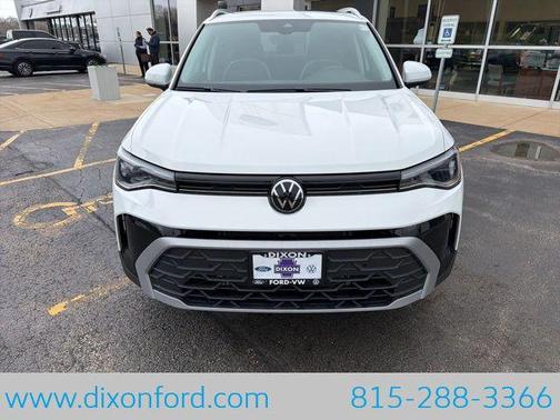Pure White 2026 Volkswagen Taos SE