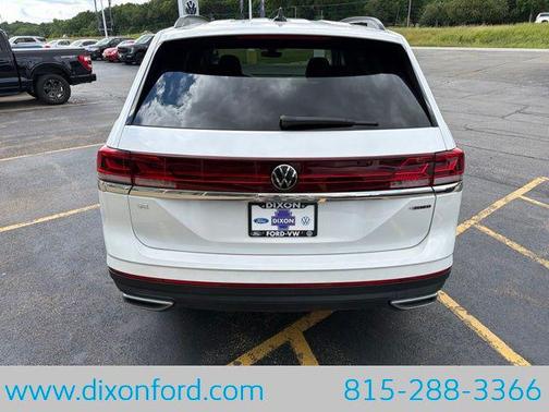 opal white pearl 2026 Volkswagen Atlas 2.0T SE