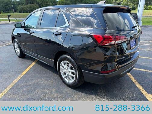 Mosaic Black Metallic 2024 Chevrolet Equinox 1LT