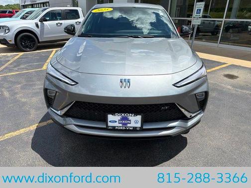 Moonstone Gray Metallic 2025 Buick Envista Sport Touring FWD