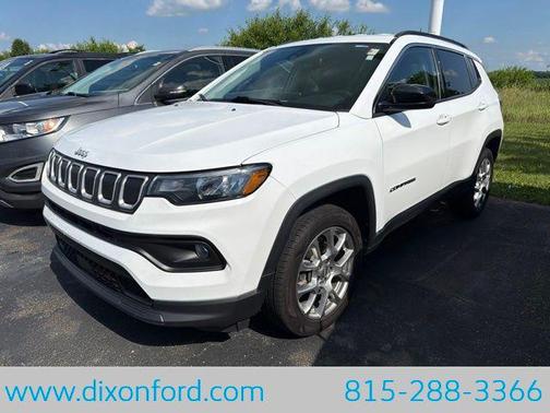 Bright White Clearcoat 2022 Jeep Compass Latitude Lux