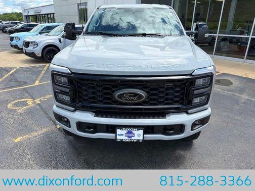 Avalanche 2026 Ford F-250 Lariat