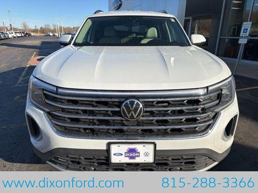opal white pearl 2026 Volkswagen Atlas 2.0T SE
