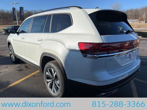 opal white pearl 2026 Volkswagen Atlas 2.0T SE