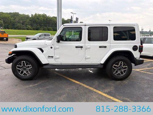 Bright White Clearcoat 2025 Jeep Wrangler 4-Door Sahara 4x4