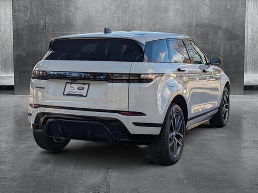 2024 Land Rover Range Rover Evoque Dynamic SE