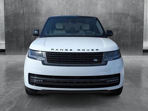 2025 Land Rover Range Rover P530 SE