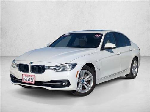 2017 BMW 330e iPerformance