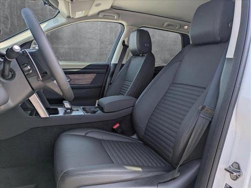 2025 Land Rover Discovery Sport S
