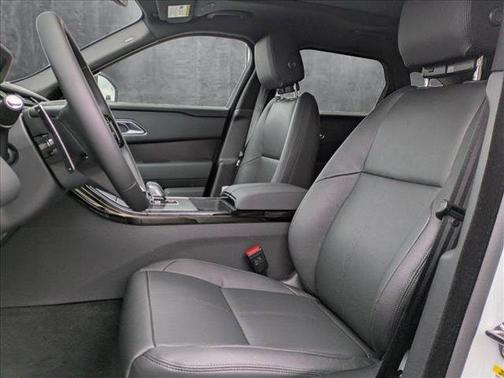2026 Land Rover Range Rover Velar P250 SE R-Dynamic