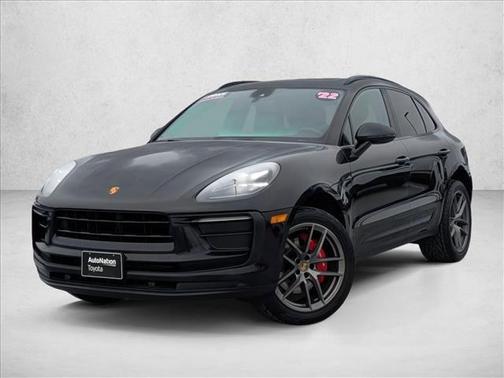 2022 Porsche Macan AWD
