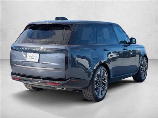 2026 Land Rover Range Rover P400 SE