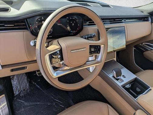 2026 Land Rover Range Rover P400 SE