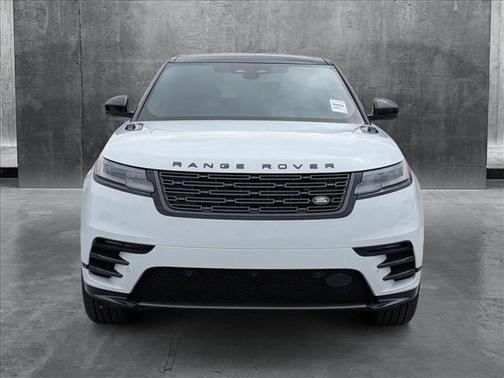 2026 Land Rover Range Rover Velar P250 SE R-Dynamic
