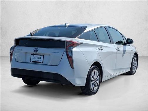 2016 Toyota Prius Three