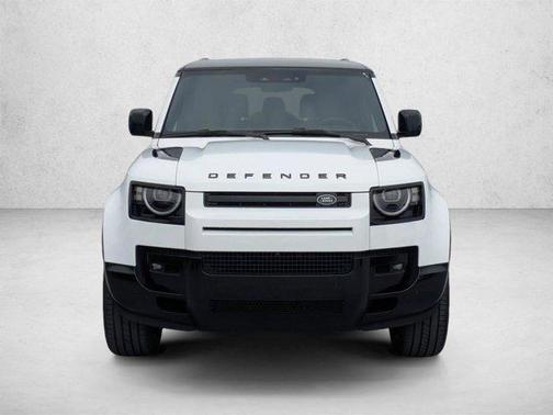 Fuji White 2026 Land Rover Defender P400 X-Dynamic SE