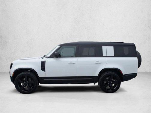 Fuji White 2026 Land Rover Defender P400 X-Dynamic SE