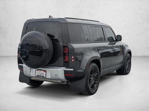 2024 Land Rover Defender 110 P300
