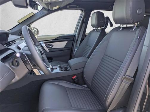 Santorini Black Metallic 2026 Land Rover Discovery Sport Landmark