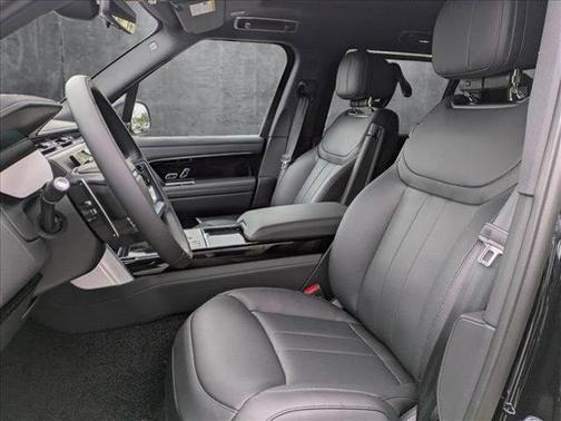 2025 Land Rover Range Rover P530 SE 7 Seat