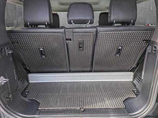 2023 Land Rover Defender 90 S