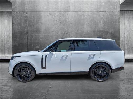 2025 Land Rover Range Rover P400 SE