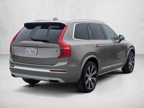 Pebble Grey Metallic 2020 Volvo XC90 T6 Inscription