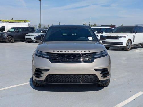 Batumi Gold Premium Metallic 2026 Land Rover Range Rover Velar P400 Dynamic SE